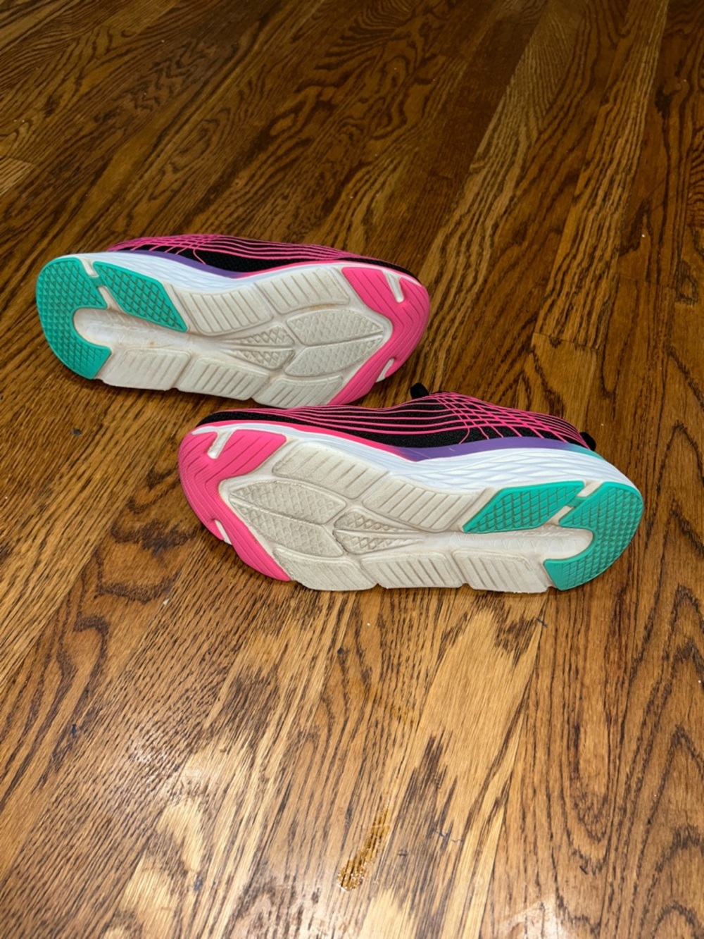 Skechers Women's GoRun Black & Pink Athletic Running Sneakers - Picture 8 of 8